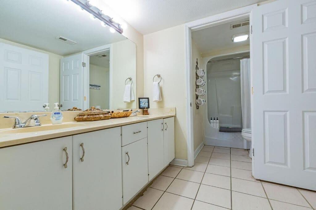 2-Bed, 1-Bath Apartment Near I-24, Great Location ชัททานูกา ภายนอก รูปภาพ